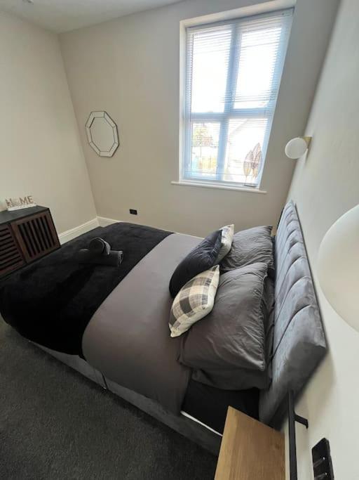 Stunning 2 Bedroom Ground Floor Sea View Apartment Rhôs-on-Sea Buitenkant foto